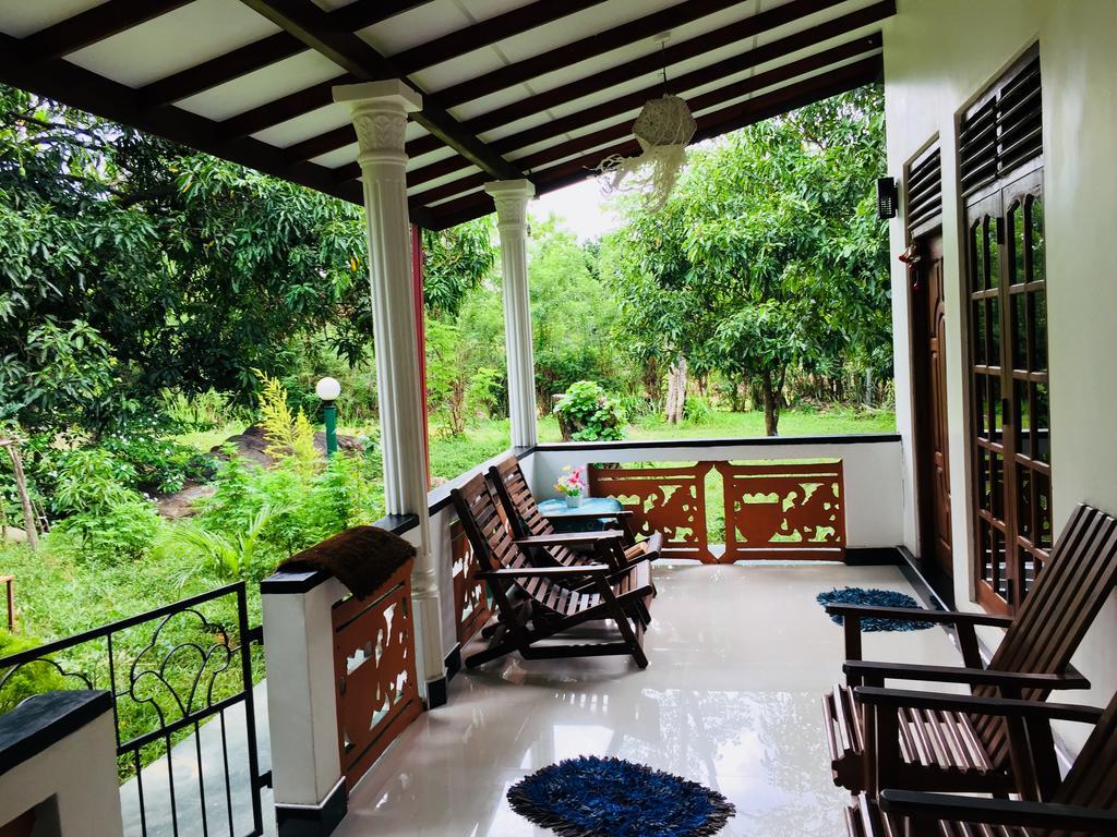 Sigiri Saman Home Stay Сигирия Екстериор снимка